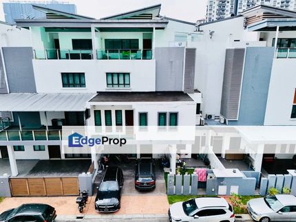 3 And Half Storey Terrace Superlink Duta Suria Ampang, Selangor, Ampang