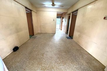 Flat PKNS, Kampung Kerinchi