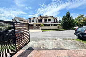 USJ Avenue @ USJ Heights