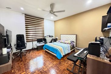 USJ Avenue @ USJ Heights