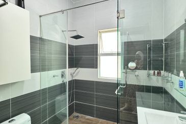 USJ Avenue @ USJ Heights