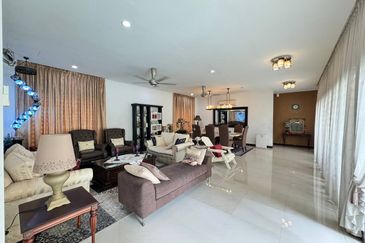 USJ Avenue @ USJ Heights