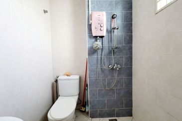 Jalan Sesapan Kelubi 27/21