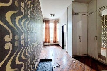 Jalan Sesapan Kelubi 27/21