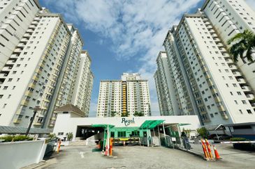 Endah Regal Condominium