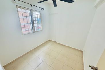 Beverly Tower @ Plaza Medan Putra