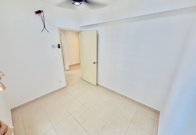 Beverly Tower @ Plaza Medan Putra