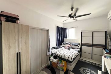 Residensi Laguna Biru 2