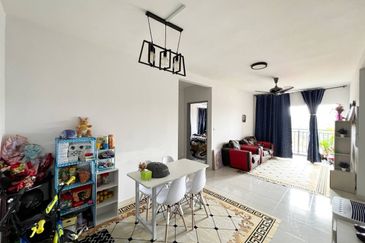 Residensi Laguna Biru 2