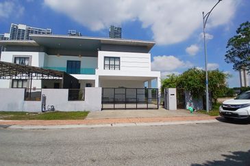 Casa Callista, Setia Alam