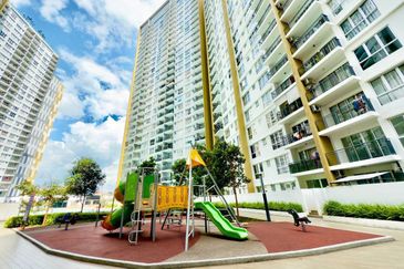 Platinum Splendor Residence