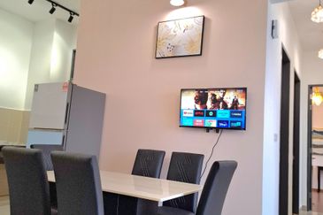 Zentro Residences @ 16 Sierra