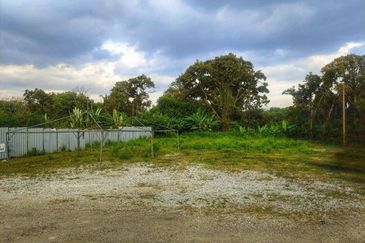 Freehold Lot Bungalow Sg Ramal Dalam Kajang 