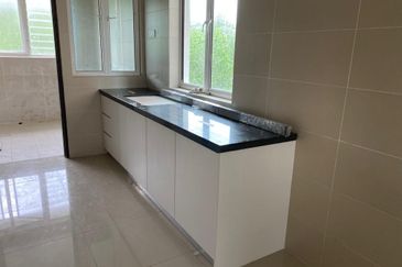 2.5 storey ENDLOT Superlink House @ Goodview Residence Sungai Long 