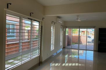 2.5 storey ENDLOT Superlink House @ Goodview Residence Sungai Long 