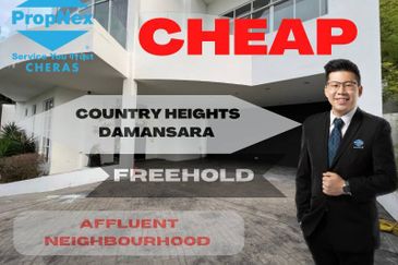 3.5 storey Country Heights Damansara Bungalow for SALE !!