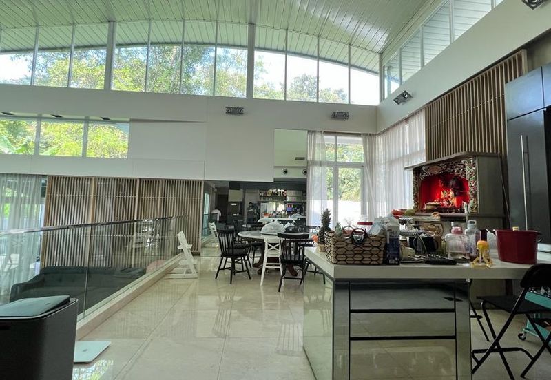 3.5- storey Bungalow for SALE Country Heights 