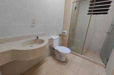 Double-Storey Terrace house @  Bandar Sungai Long for SALE 