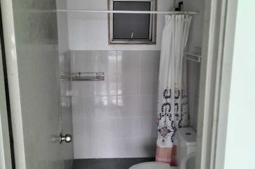 1 Razak Mansion (Residensi Tun Razak)