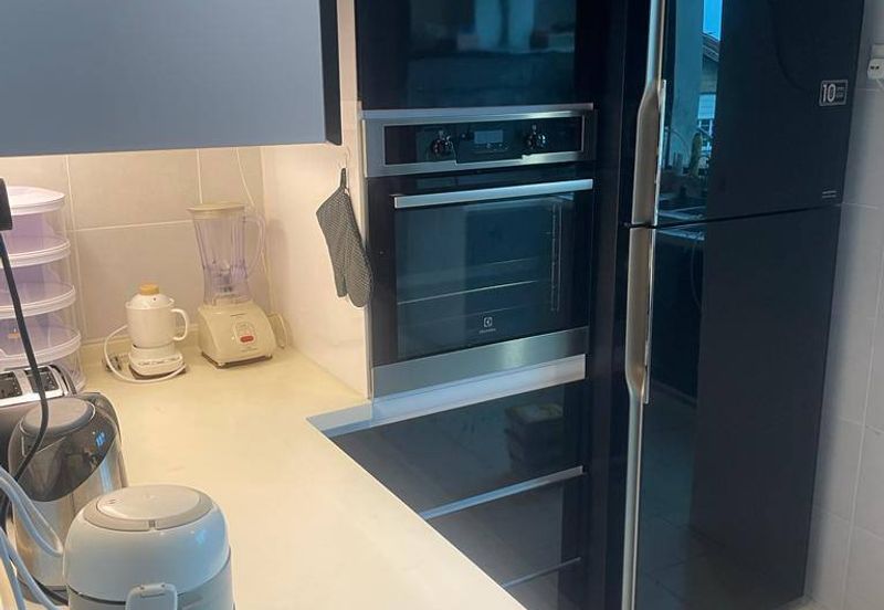 Avenue 2, Lake Valley