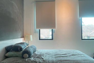 Avenue 2, Lake Valley