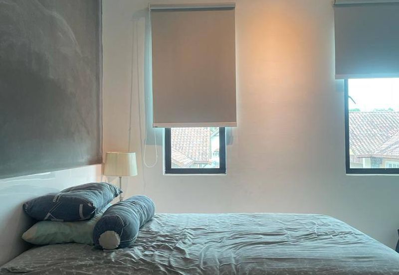 Avenue 2, Lake Valley