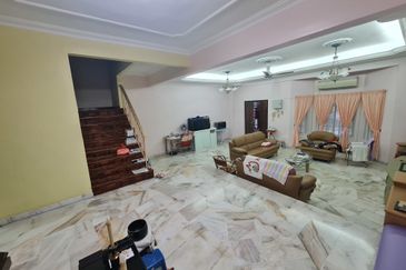 Good Condition Superlink Terrace House at Bandar Mahkota Cheras 