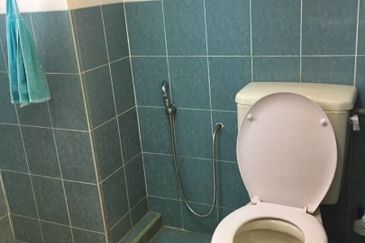 Good Condition Superlink Terrace House at Bandar Mahkota Cheras 