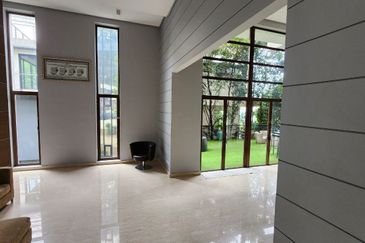 3-storey Bungalow for SALE at Country Heights Damansara FREEHOLD Resort Bungalow 