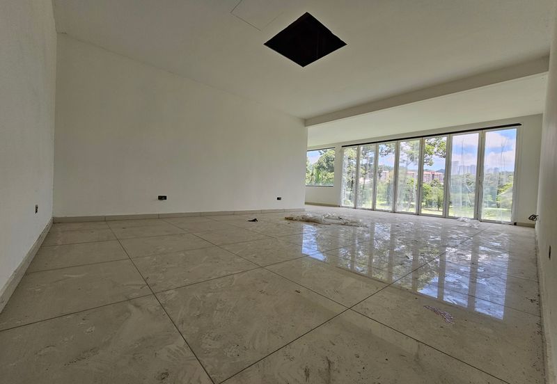 Cheap Nice Super Huge Land Bungalow at Bandar Sungai Long 