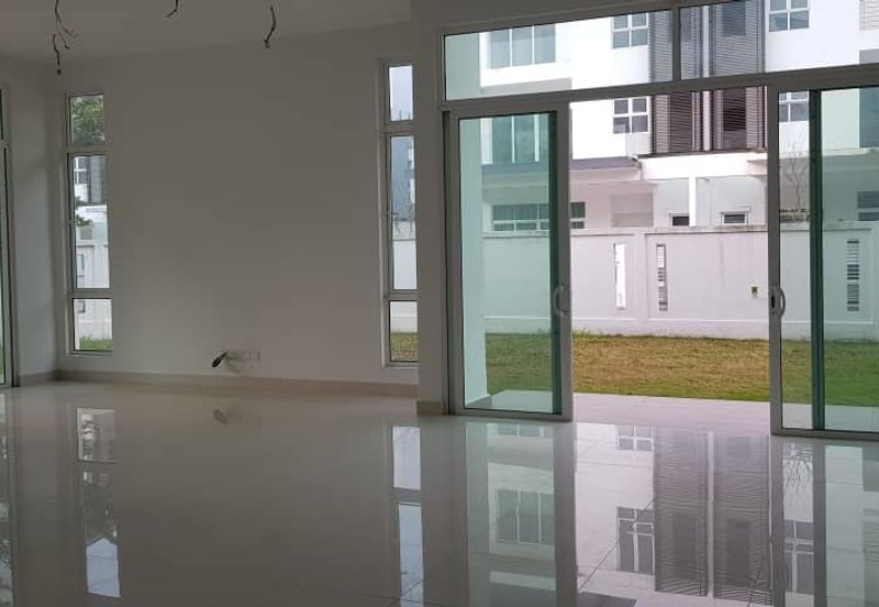 Suria Villa @ Sungai Long