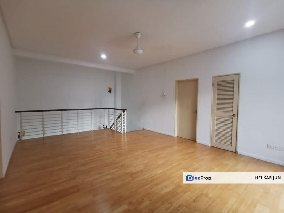 Cheap Nice Double storey Semi-D at Avenue 6 Bandar Tun Hussein Onn , Selangor, Batu 9th Cheras