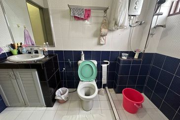 Bandar Tun Hussein Onn