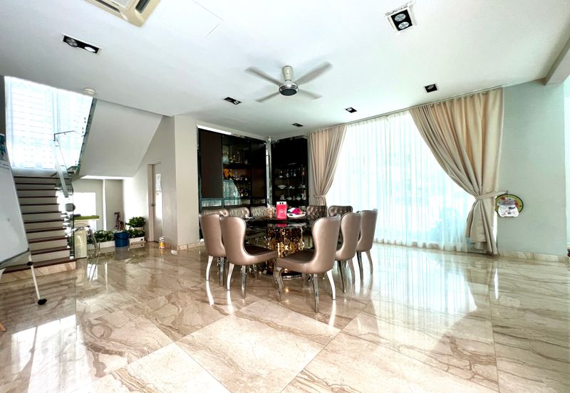 Bandar Tun Hussein Onn