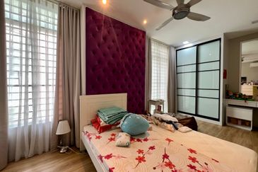 Bandar Tun Hussein Onn