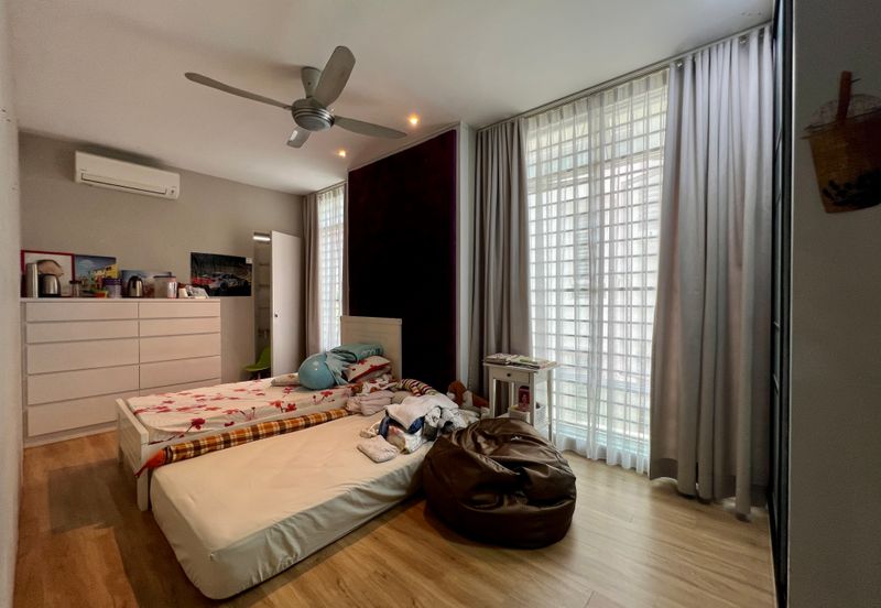 Bandar Tun Hussein Onn