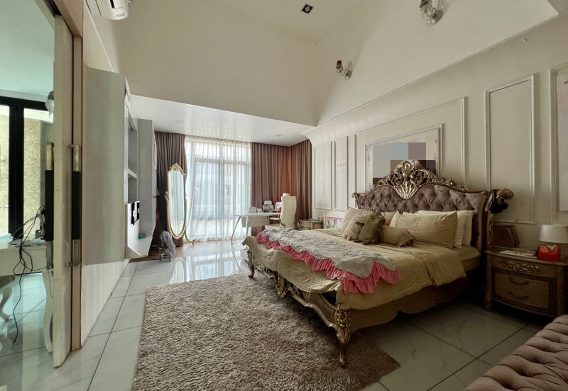 Bandar Tun Hussein Onn