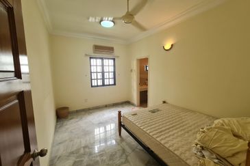 Cheap Nice Double storey Semi-D at Bandar Sungai Long