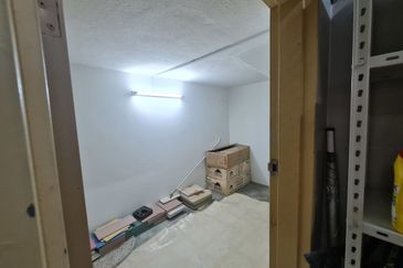 Cheap Nice Double storey Semi-D at Bandar Sungai Long