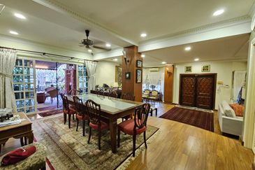 Cheap Nice Reno Extended Double Storey Terrace Corner Lot at Sungai Long 