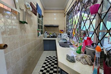 Cheap Nice Reno Extended Double Storey Terrace Corner Lot at Sungai Long 