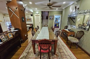 Cheap Nice Reno Extended Double Storey Terrace Corner Lot at Sungai Long 