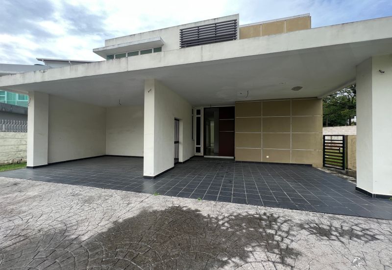 Bandar Tun Hussein Onn