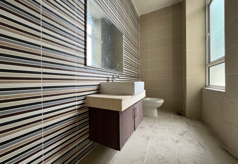 Bandar Tun Hussein Onn