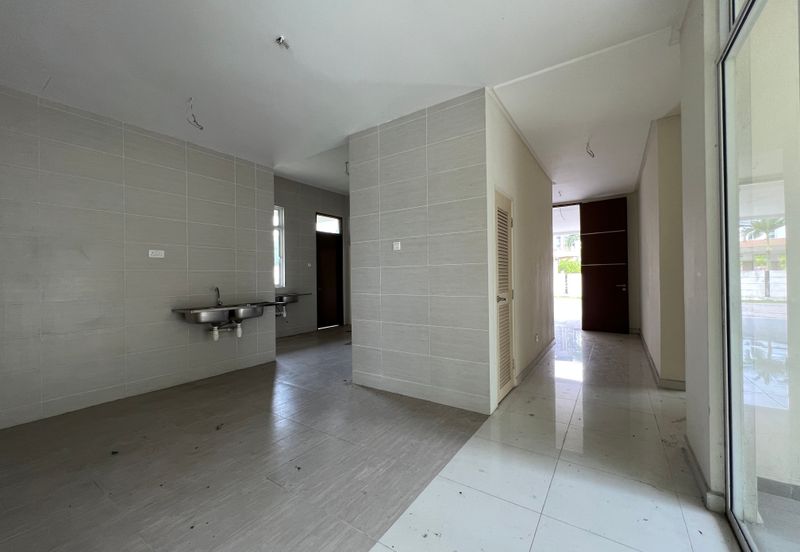 Bandar Tun Hussein Onn