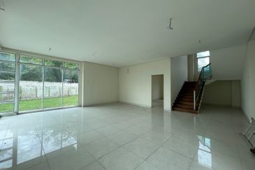 Bandar Tun Hussein Onn