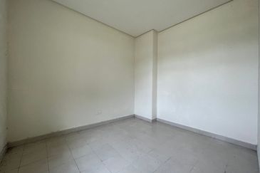 Bandar Tun Hussein Onn