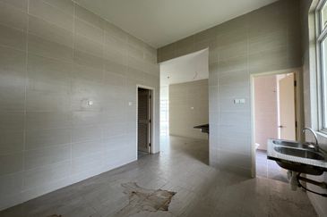 Bandar Tun Hussein Onn