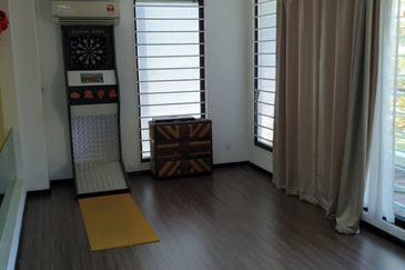 Villa 33, Bukit Manda'rina