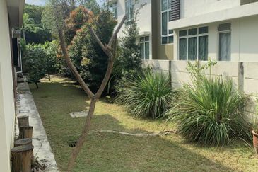 Bandar Tun Hussein Onn